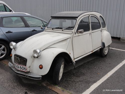 1984' Citroen 2CV