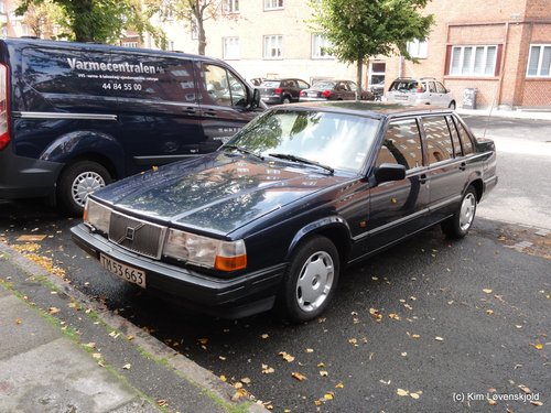 1993' Volvo 940GL (MY94)