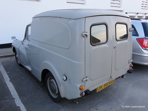 1967' Morris Minor Van
