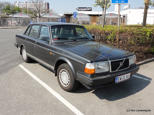 1989' Volvo 240 GL