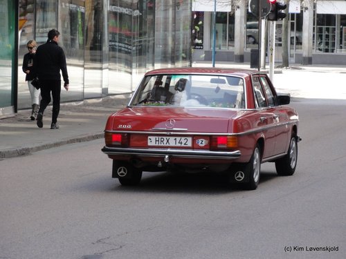 1975' Mercedes 200