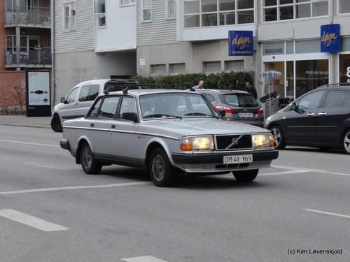 1986' Volvo 240 GL