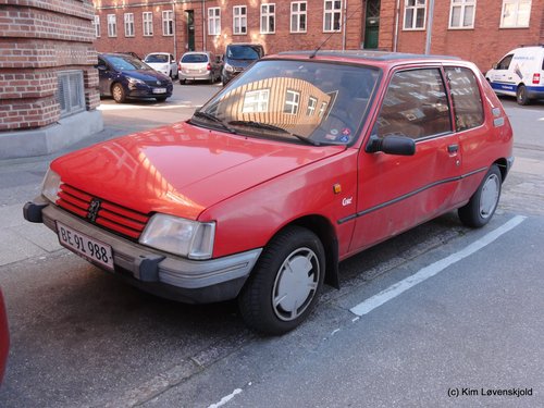 1990' Peugeot 205 "Coke"