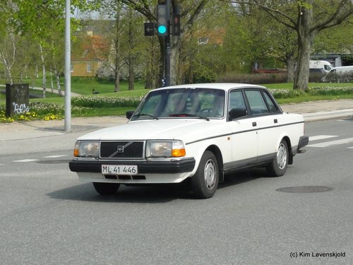 1986' Volvo 240 GL