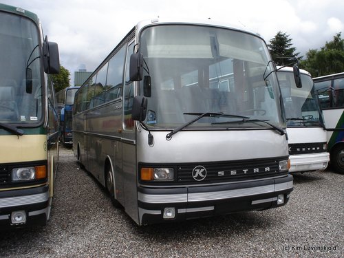 Setra S215HD