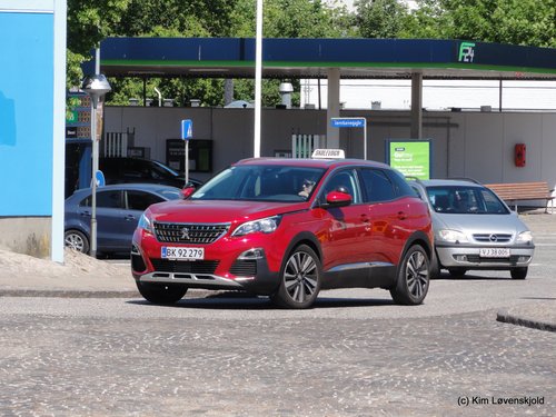 2017' Peugeot 3008 1,6 BlueHDi