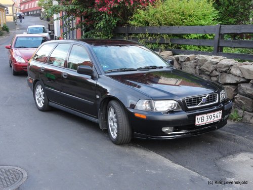 2002' Volvo V40 1,8 Aut. (MY03)
