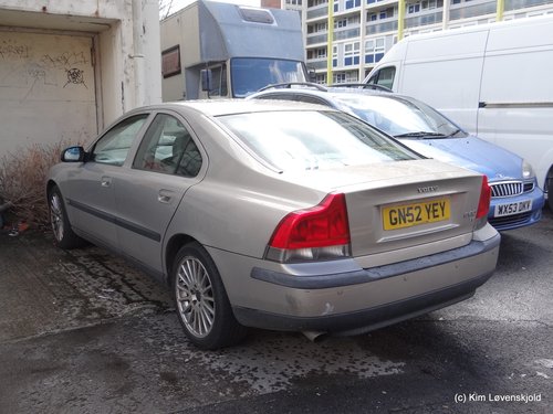 2002' Volvo S60 T5