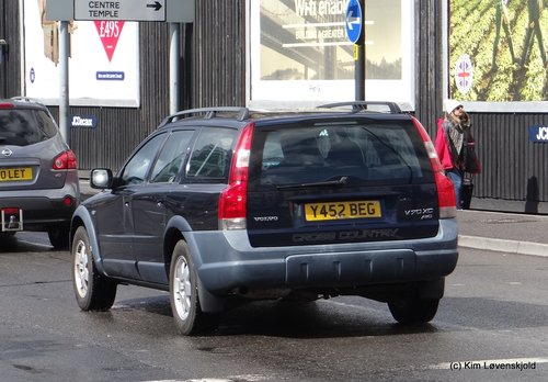 2001' Volvo V70XC