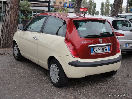 Lancia Ypsilon