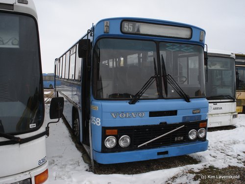 Volvo B10M Vest