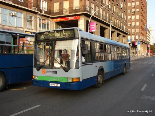 Ikarus 412
