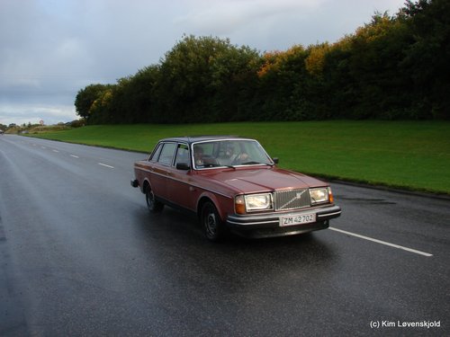 1976' Volvo 264