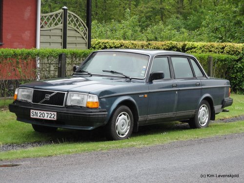 1989' Volvo 240 GL