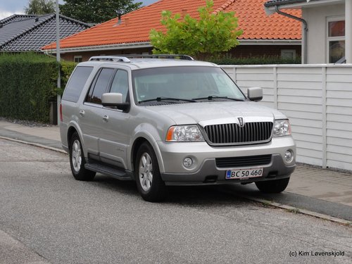 2003' Lincoln Navigator 5,4 aut.