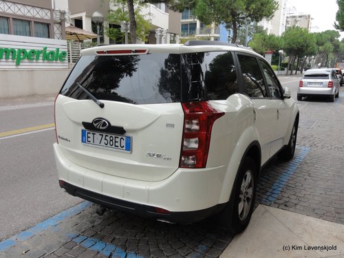 Mahindra XUV 500 AWD