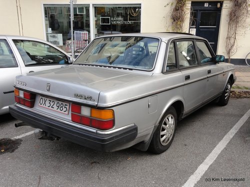 1986' Volvo 240 GL