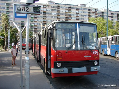 Ikarus 280T