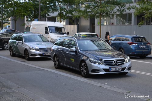 2016' Mercedes E220 & E200