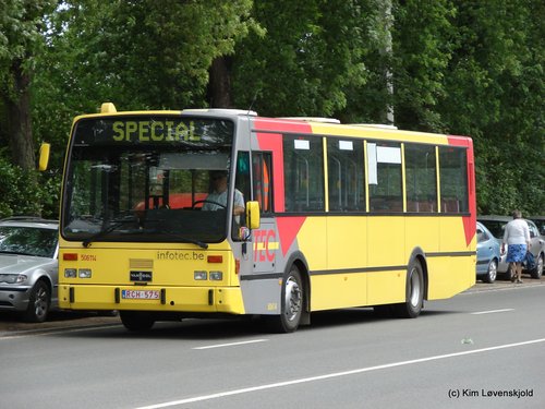 1999' Van Hool A600