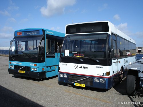Volvo B10M Den Oudsten B88 & Berkhof Duvedec