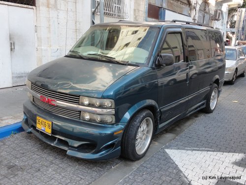 GMC Safari