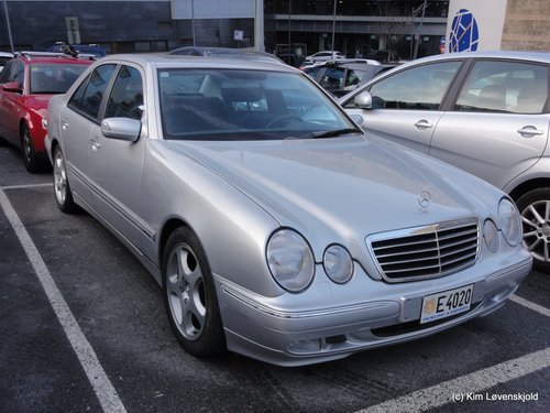 Mercedes W210