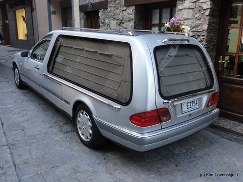 Mercedes E300