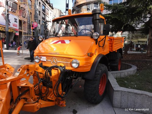 Mercedes Unimog