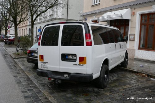 Chevrolet Express Van