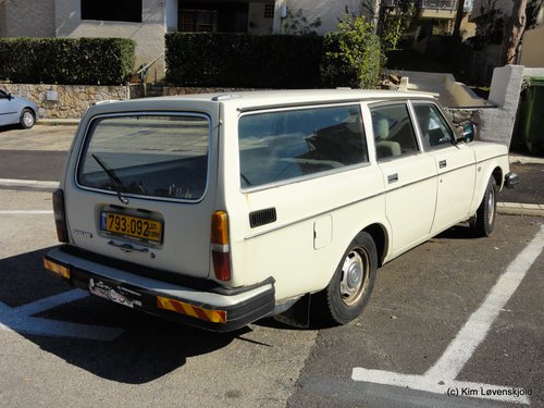 Volvo 245 L