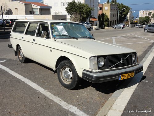 Volvo 245 L