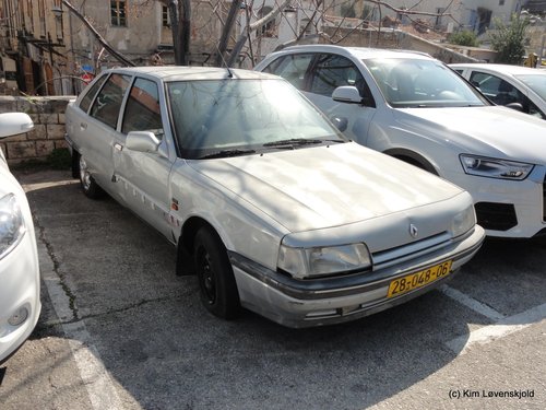 Renault 21