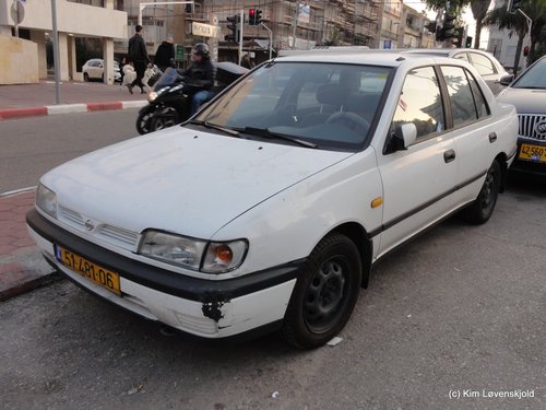 Nissan Almera