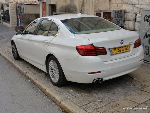 BMW 528i