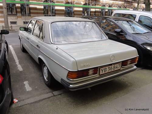 1979' Mercedes 230