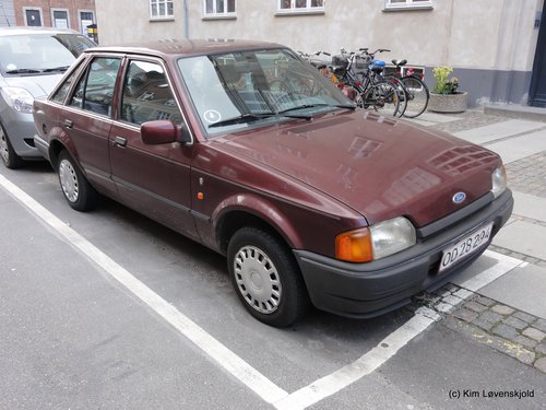 1990' Ford Escort 1,3 Ghia