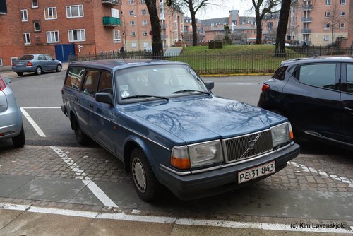 1993' Volvo 240 GL