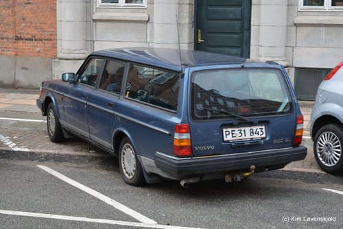 1993' Volvo 240 GL
