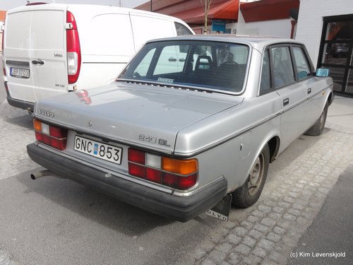 1985' Volvo 240 GL