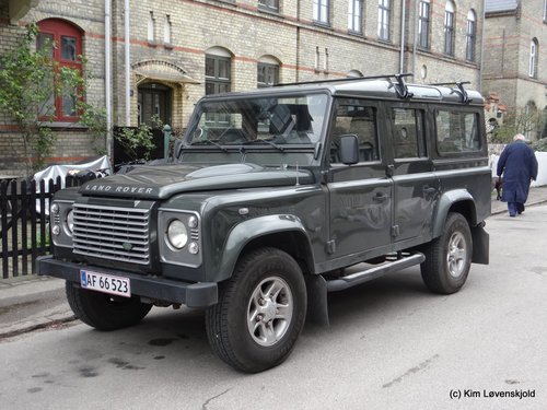 2008' Land Rover Defender 110