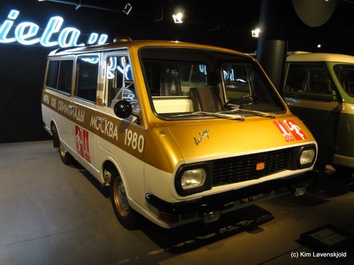 1979' RAF 2907