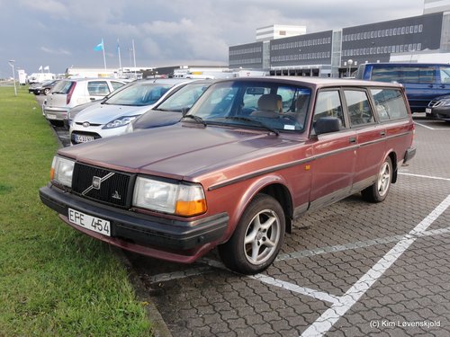 Volvo 240 GLT
