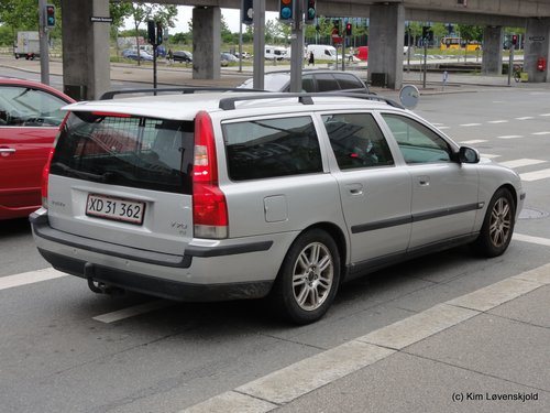 2001' Volvo V70 T5
