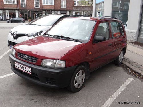1998' Mazda Demio 1,3