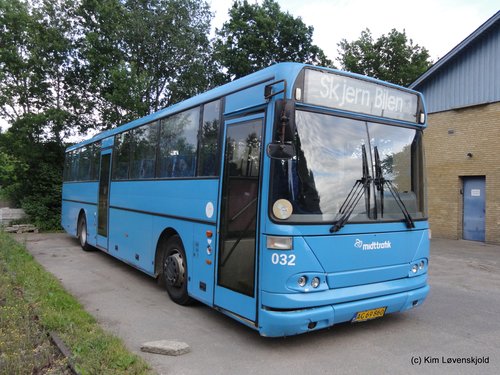 2002' Scania L94IB Vest V25