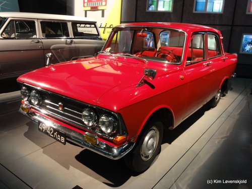 Moskvich 408 de Luxe