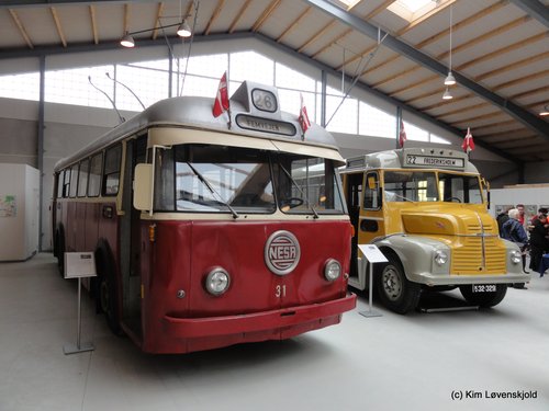 1953' Leyland LETB 1 SMH &1949' Leyland SDE CPO/1L DAB