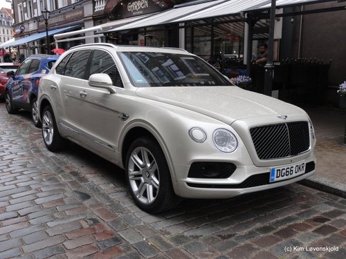 2016' Bentley Bentayga