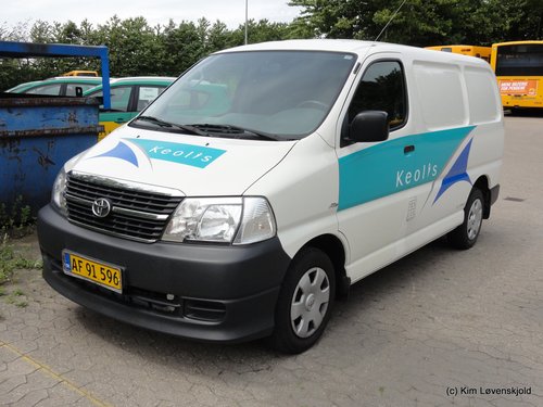 2010' Toyota Hiace 2,5 D-4D VAN